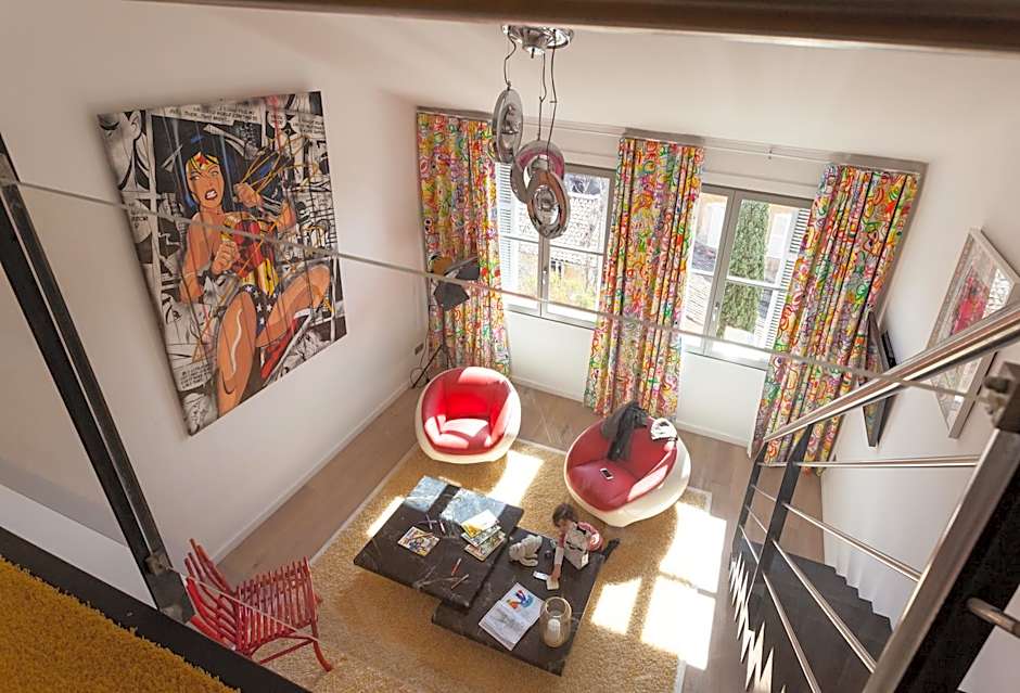 Maison Du Collectionneur