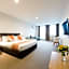 Customs House Hotel