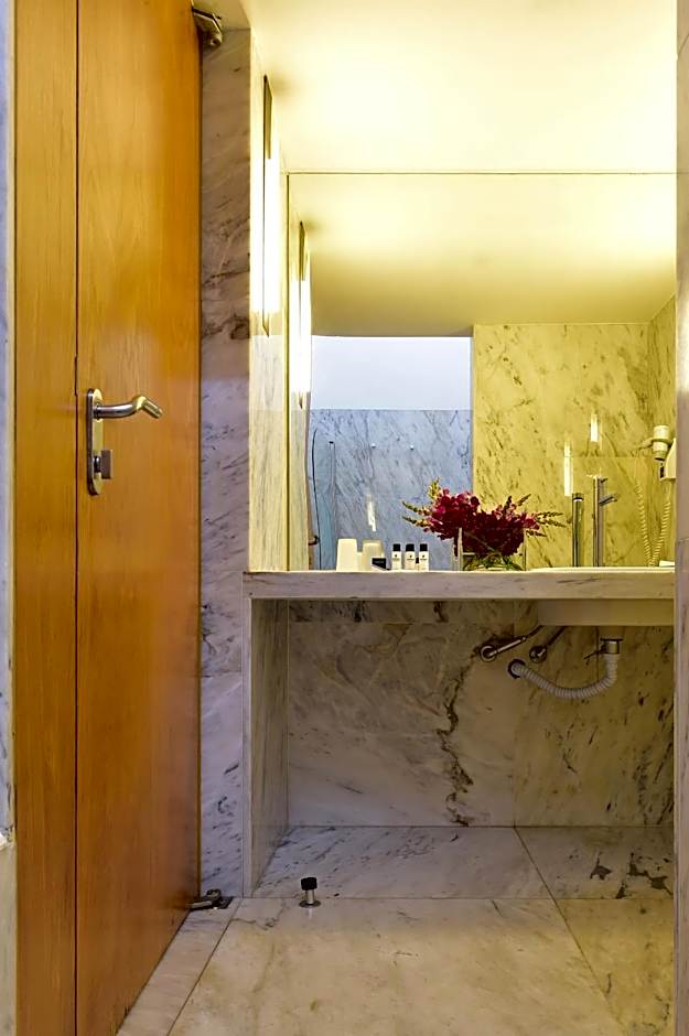 Pousada Convento de Arraiolos - Historic Hotel