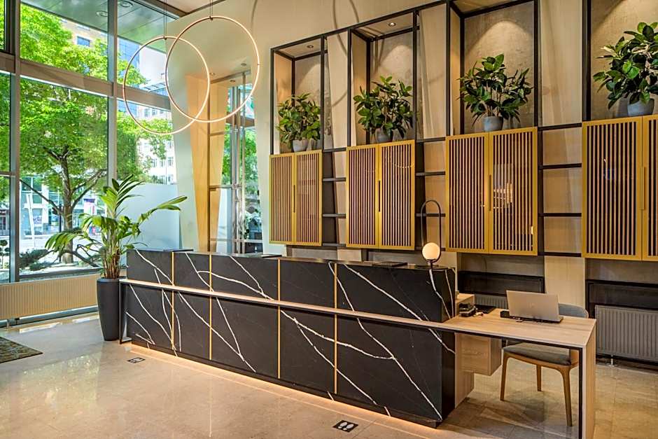 Crowne Plaza Budapest By IHG