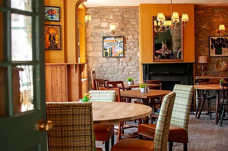 George Inn, Mere
