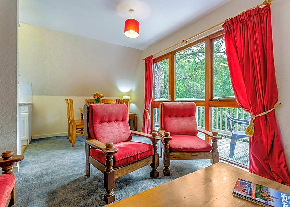 Delny Highland Lodges