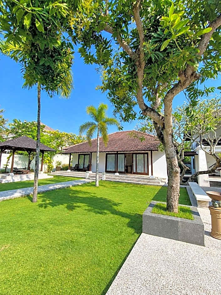 The Wangsa Hotel and Villas Benoa
