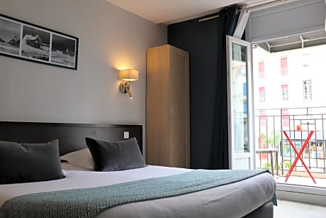 Double Room with Balcony and Sea View