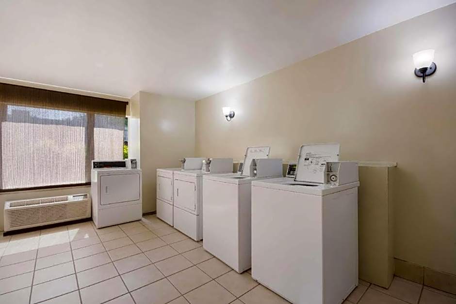 Surestay Plus Hotel by Best Western Lawton