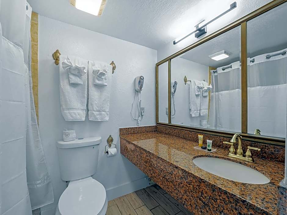 Royal Inn Beach Hotel Hutchinson Island