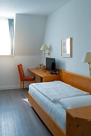 Single Room with Private Bathroom