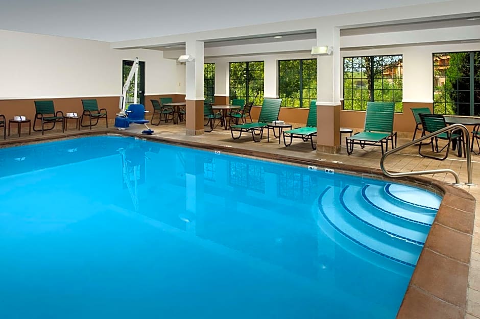 Hampton Inn By Hilton Kansas City The Legends