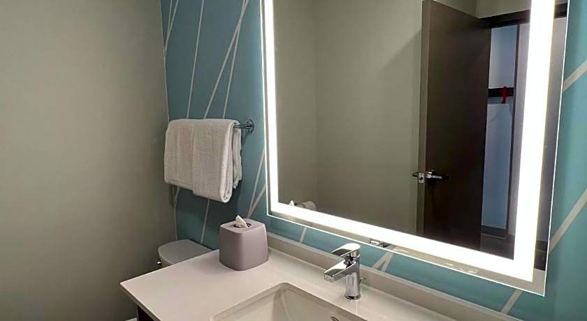 Avid Hotels Guadalajara Av Vallarta Pte By IHG