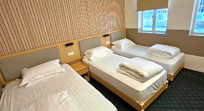 Man Va Hotel