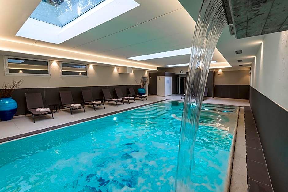 Villa Italia Luxury Suites and Apartments