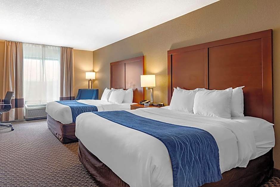 Comfort Inn & Suites Blue Ridge
