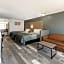 Econo Lodge Inn & Suites Bricktown
