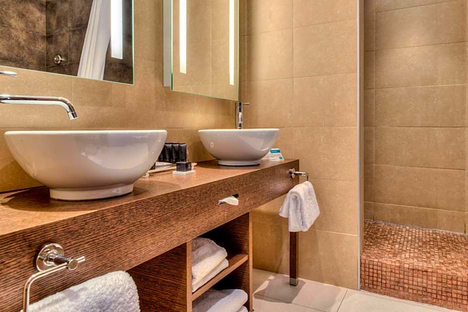 AC Hotel by Marriott Ambassadeur Antibes - Juan les Pins