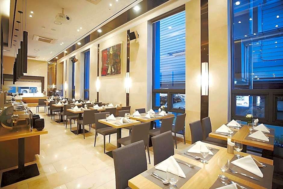 ON City Hotel