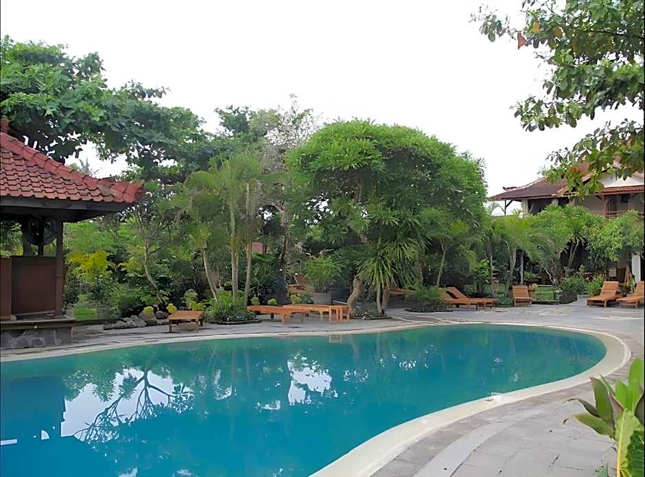 Gazebo Beach Hotel