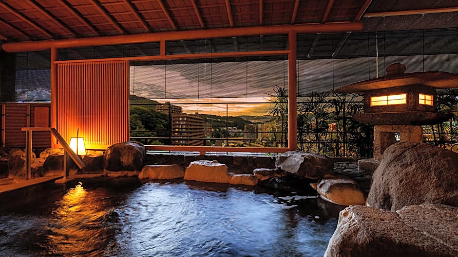 Takarazuka Onsen Hotel Wakamizu