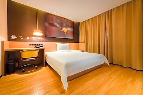 IU Compact U - Comfort Bed Room