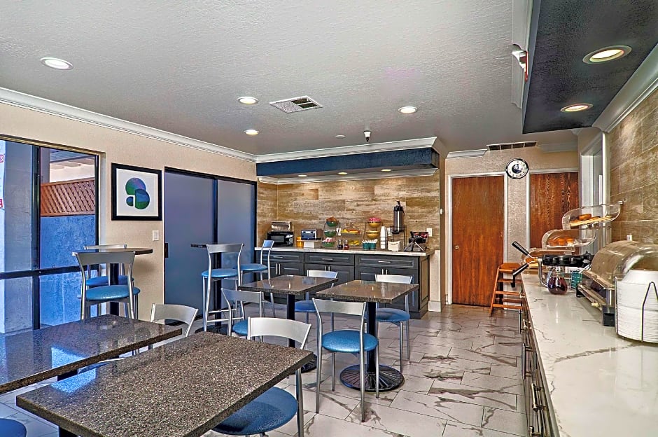 Quality Inn & Suites South San Jose / Morgan Hill