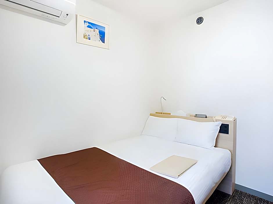 Shin-Osaka Sunny Stone Hotel