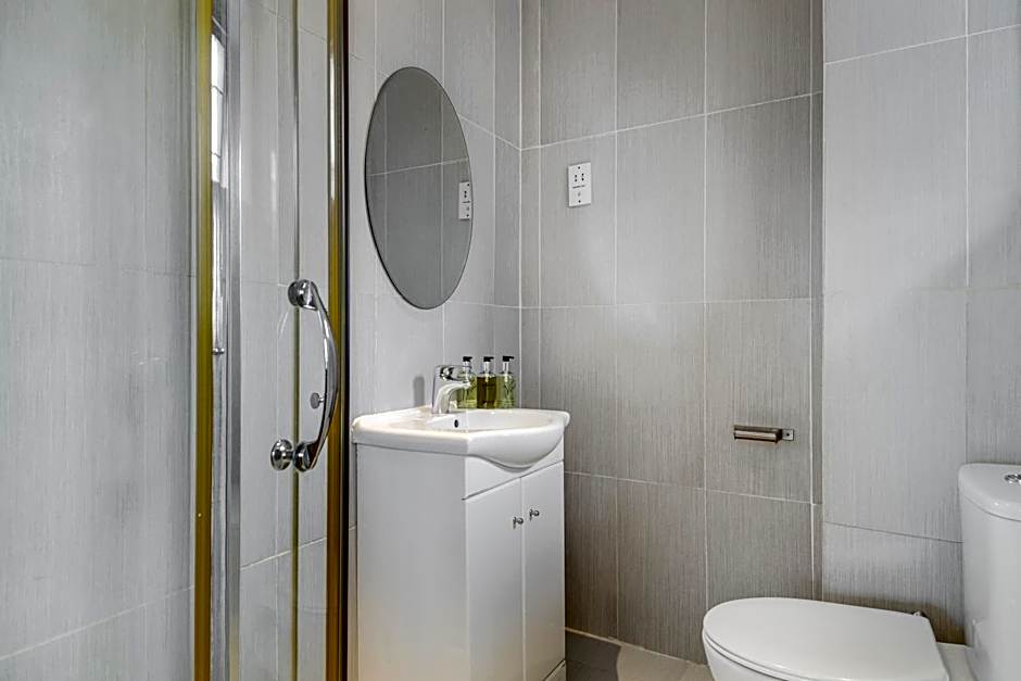 1 Lexham Gardens Hotel