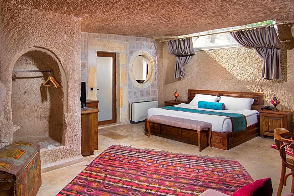 Cappa Via Cave Hotel