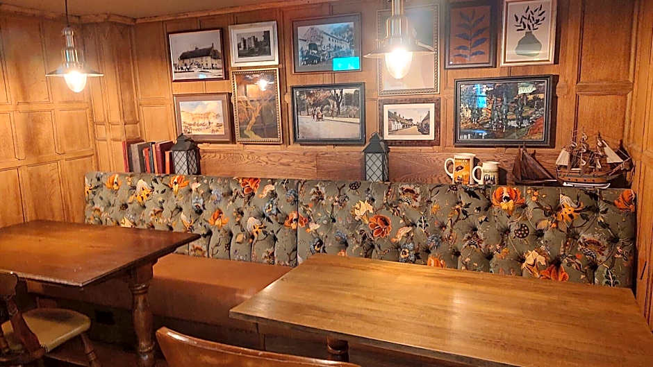 The Red Lion