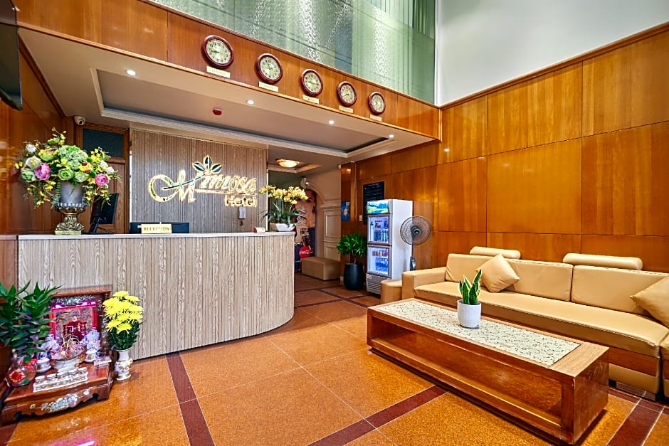 Bin Bin Mimosa Hotel - Near Tan Son Nhat Airport 