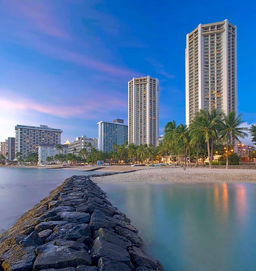 Hyatt Regency Waikiki Beach Resort & Spa