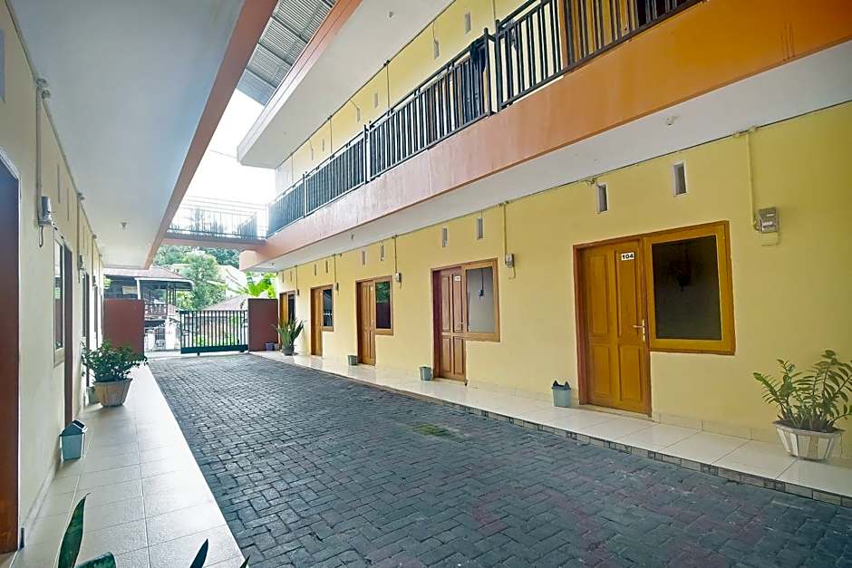 Hotel O A2b Guesthouse