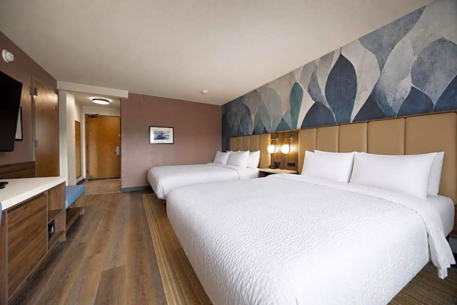 Capital Plaza Hotel