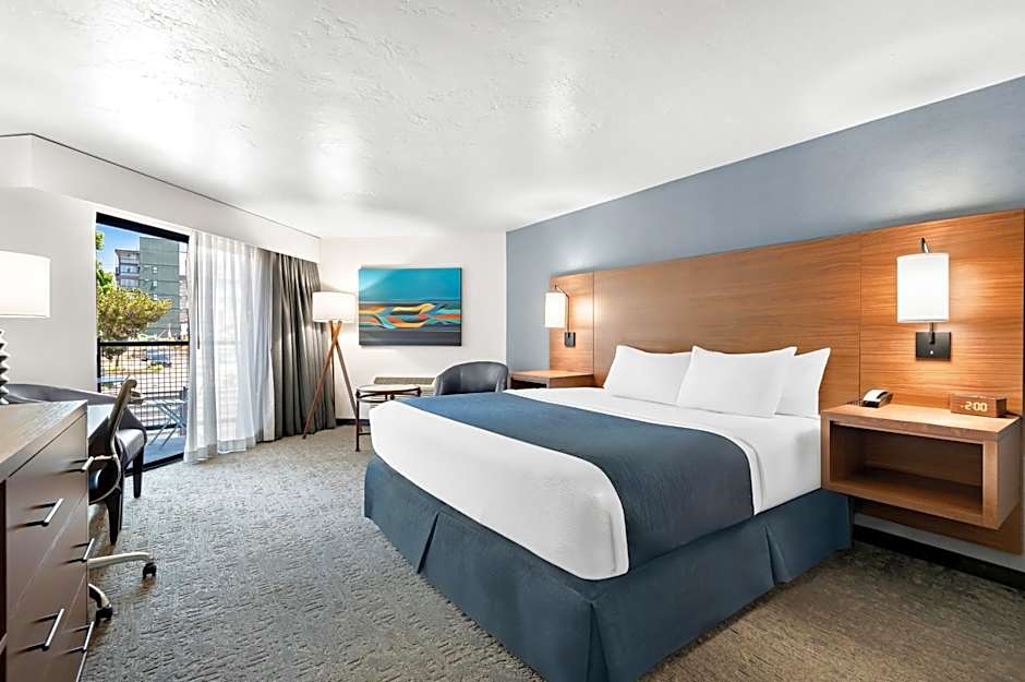 Photo 1 of 4 of Franklin 1 King Bed