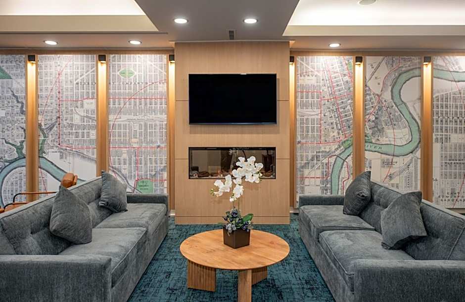 Campus Tower Suite Hotel