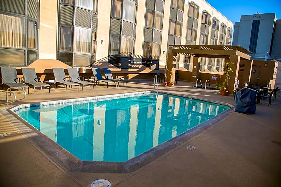 Holiday Inn Long Beach Downtown