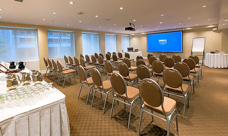 Le Cantlie Suites Hotel