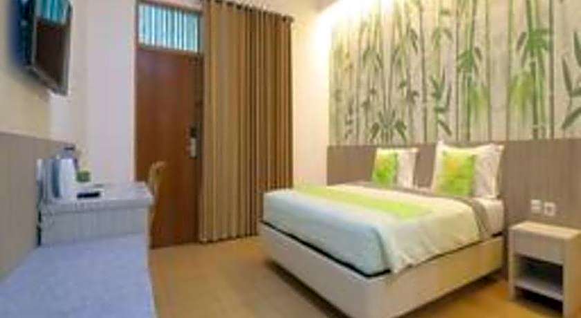 Hotel Huswah Airport