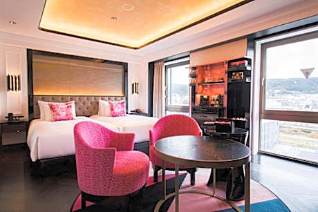 Superior Twin Room with Mountain View
