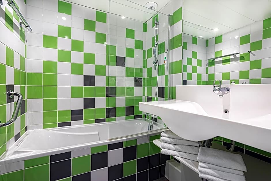 Ibis Styles Avignon Sud Hotel