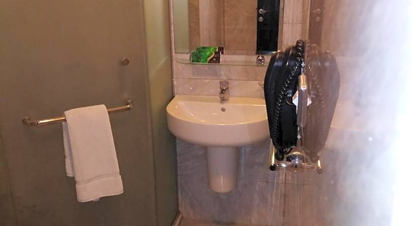 Paragon Hotel Apartments