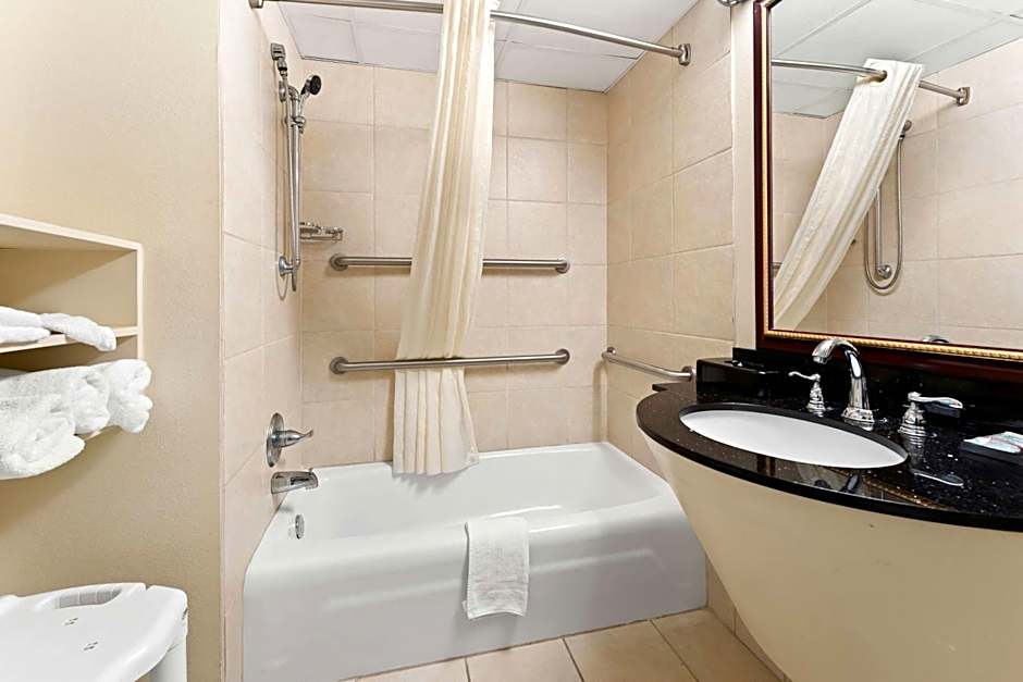Best Western Riverside Inn