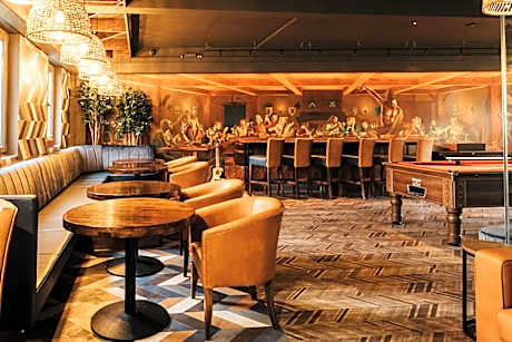 Kinlay Hostel Eyre Square