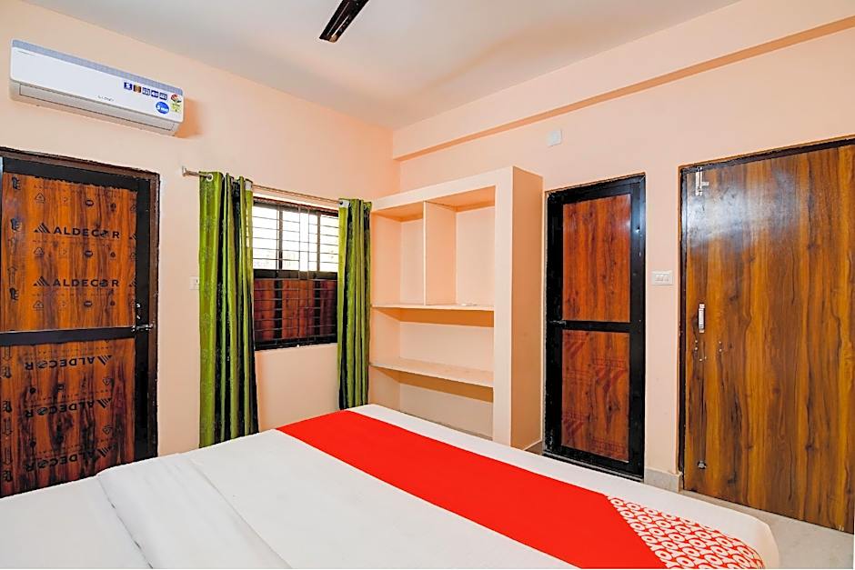 Hotel O S S Guesthouse