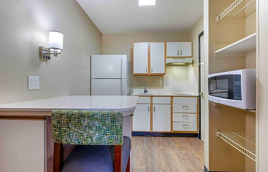Extended Stay America Suites - Arlington