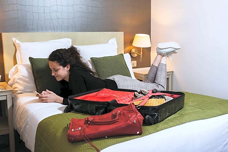 Hotel Le Donjon - Coeur de La Cite Medievale