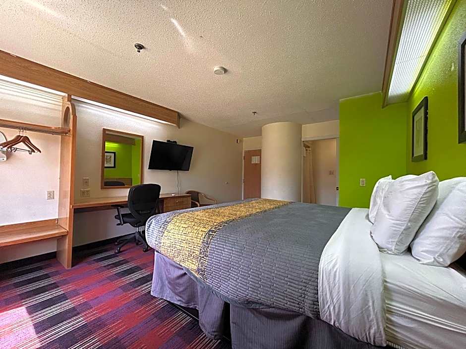 Classic Inn By OYO I- 240 Near Memphis Airport