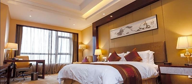 Howard Johnson Nanshan Plaza Bengbu Hotel