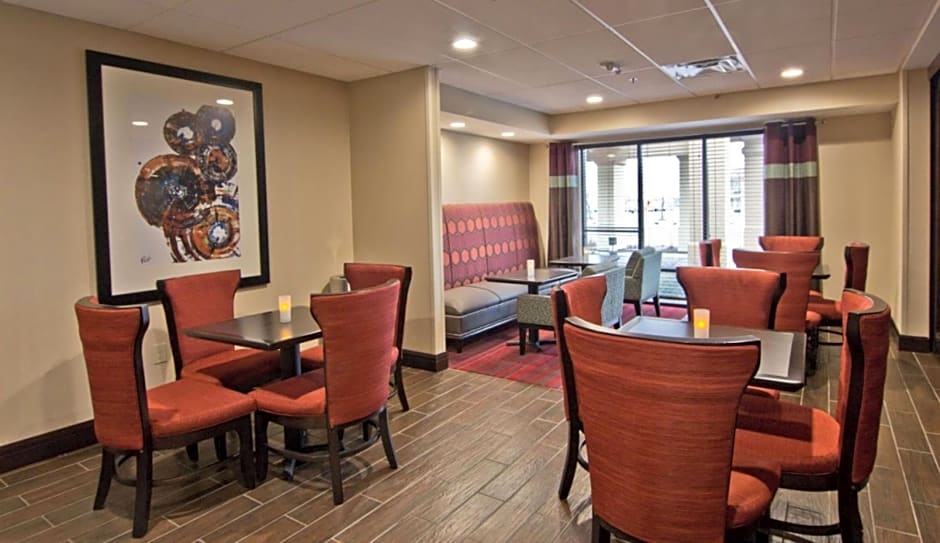 Hampton Inn By Hilton Columbus-South