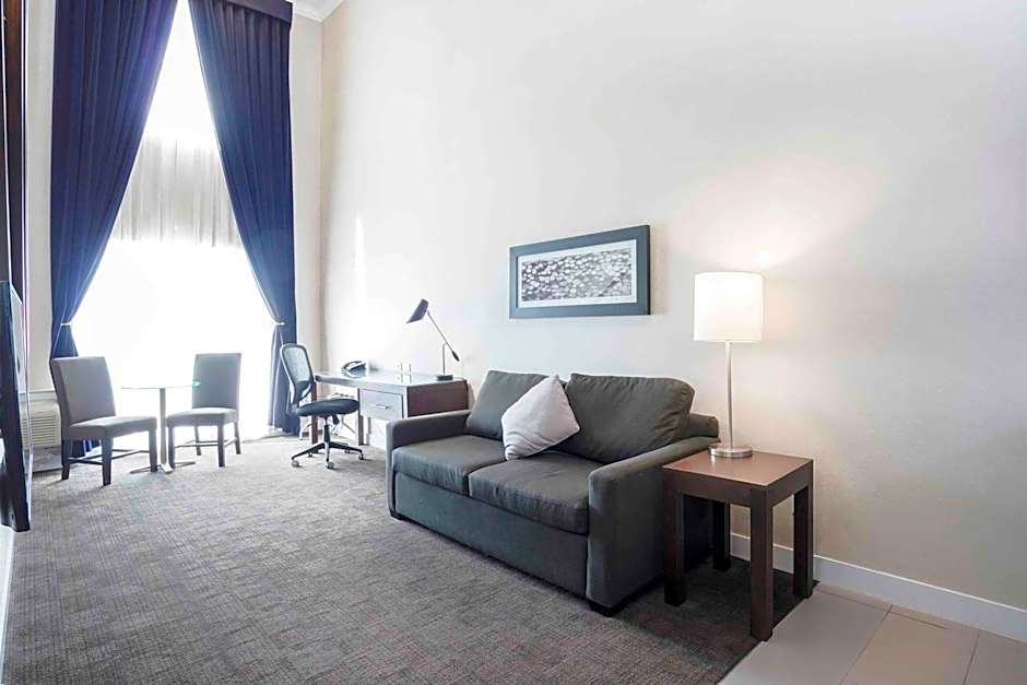 Sandman Signature Hotel & Suites Prince George