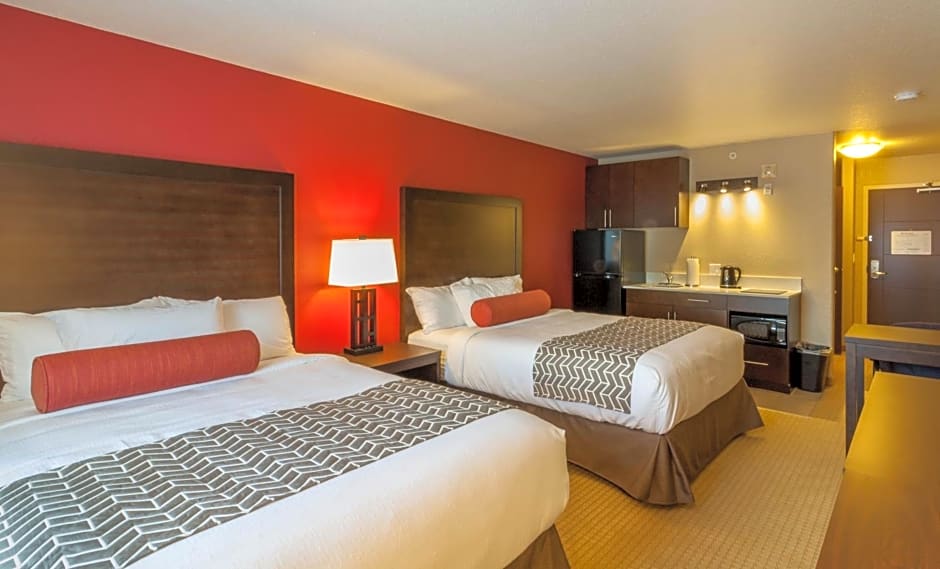 The Kanata Inns Invermere