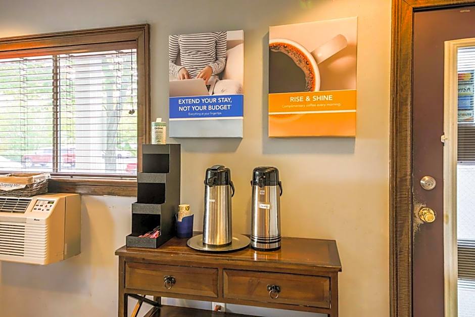 Studio 6 Greensboro NC I40